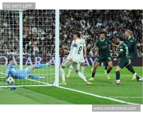 波尔图逆转曼城4-3晋级国王杯赛场瞬间引发热烈反响