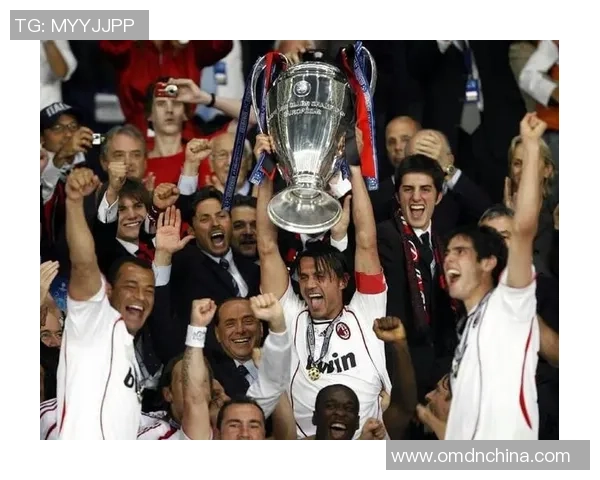 欧冠激战：AC米兰3-0曼联精彩瞬间回顾与十大进球盘点