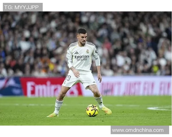 英超焦点战平局揭晓皇马与尤文图斯补时进球引发全场狂欢