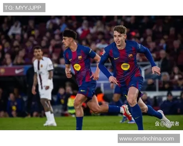 德甲激战：巴黎圣日耳曼大胜巴萨红牌事件引发全场热议与争议