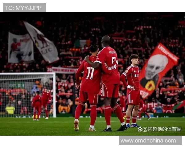 国王杯激战:拜仁与阿森纳鏖战成平局全场沸腾 国王杯激战:拜仁与阿森纳鏖战成平局全场沸腾