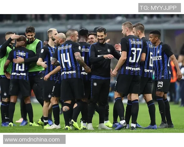 世界杯精彩对决多特蒙德6比2横扫那不勒斯战术解析引发全场热议