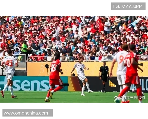 欧联杯精彩对决拜仁逆转曼联补时绝杀引爆全场激情